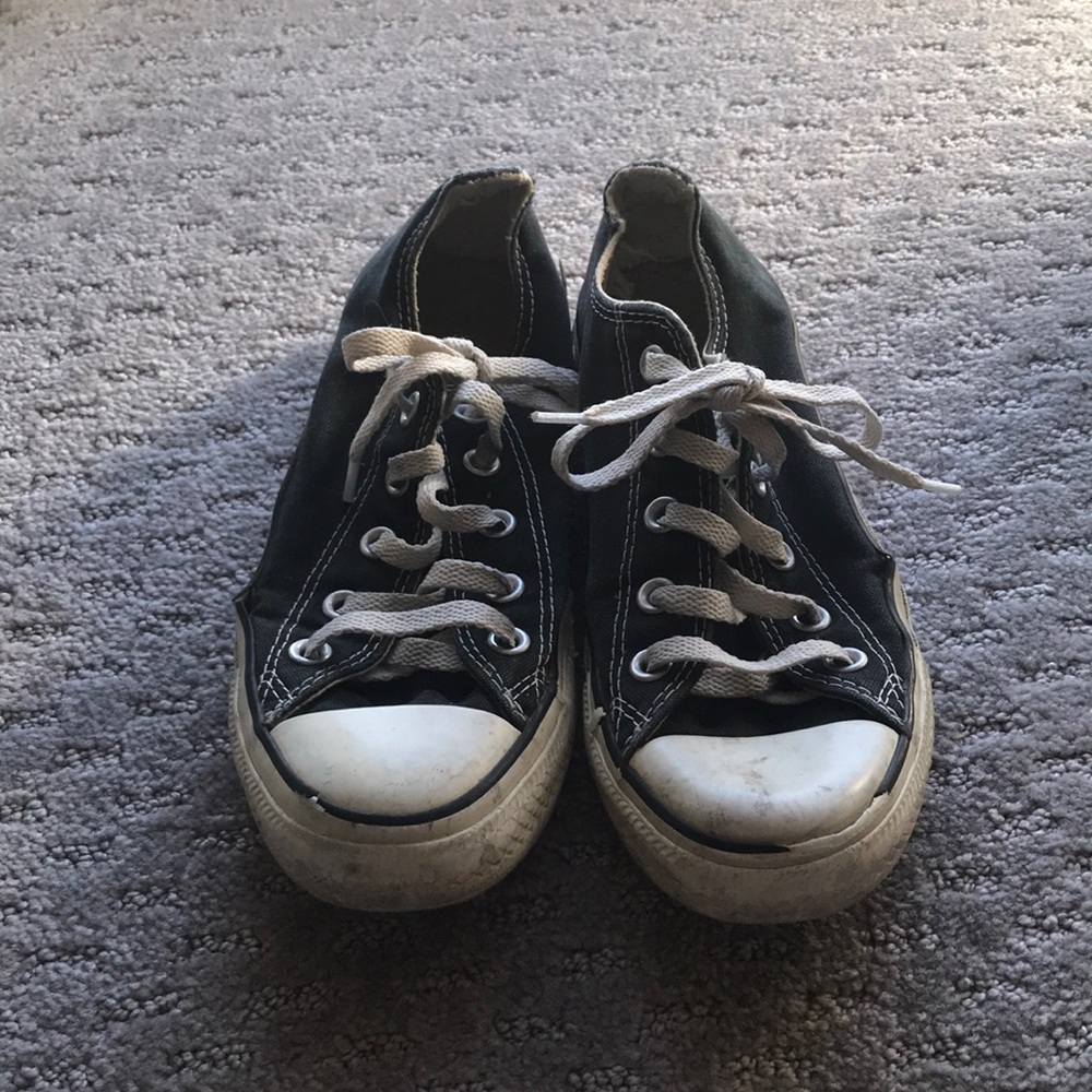 Black low top Converse